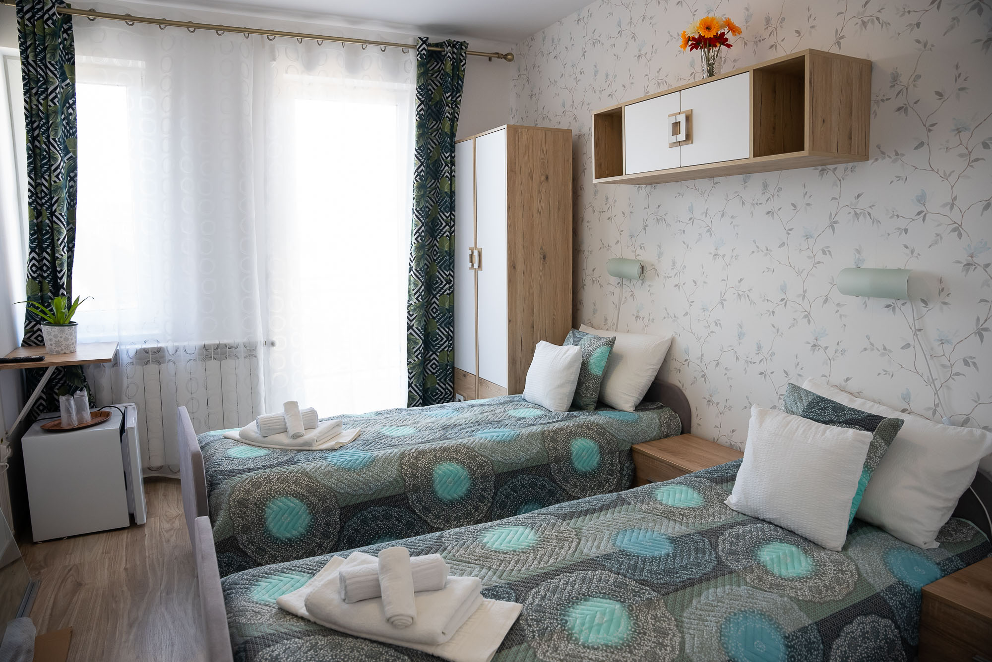 Cameră twin cu balcon